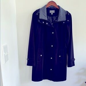 NWOT Gallery Navy Blue and White Dot Trench Coat with Modern Flair
